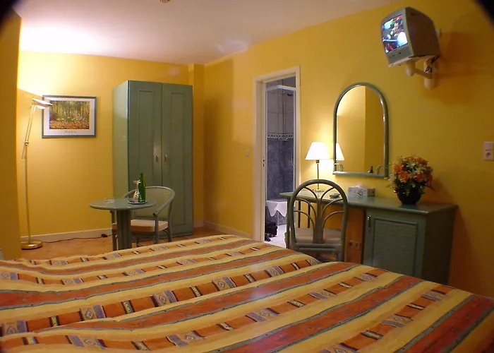 Отель Le Relais De Pommard Франкоршамп