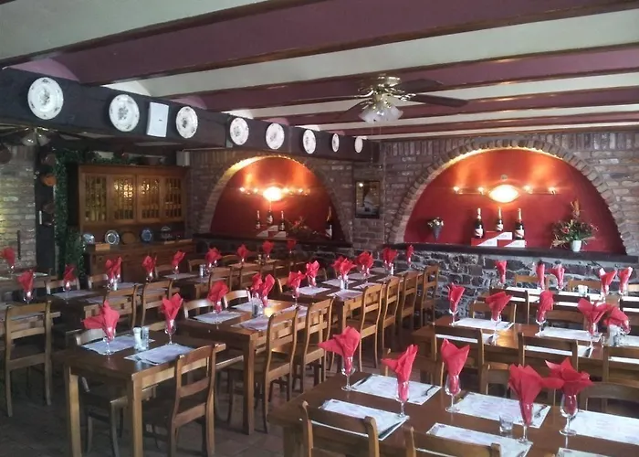 Le Relais De Pommard Отель 3*